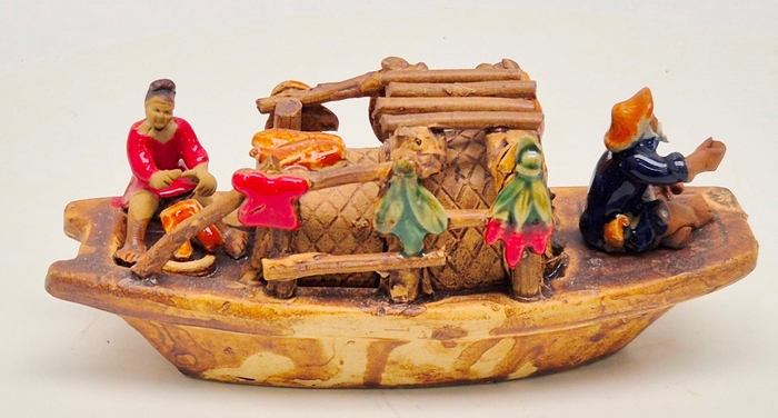 <h4>chinese boat ( glazed,), height 8 cm, box 5 pcs.</h4>