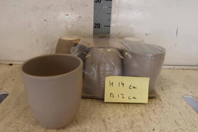 <h4>HUIS EN TUINDECO H%</h4>