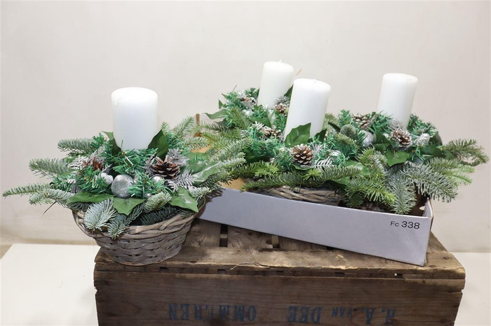 <h4>arr8 Arr Kerst In Wilgenteen Mandje</h4>