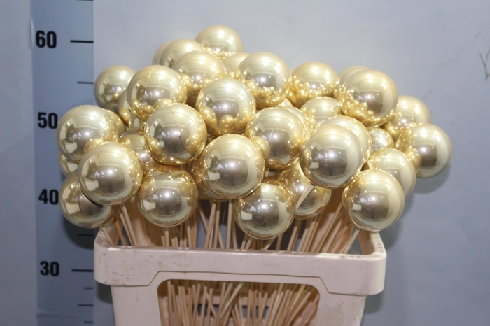 <h4>KERSTBAL OP STOK H%</h4>