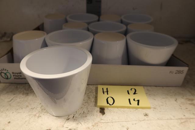 <h4>HUIS EN TUINDECO H%</h4>