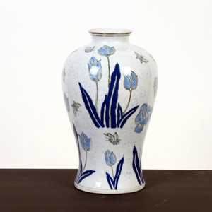 Porcelain tulip vase H31cm bl/