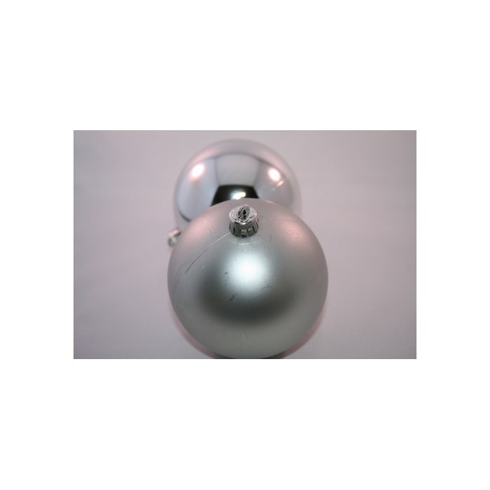<h4>KERSTBAL PLASTIC 100MM 4PCS SILVER</h4>