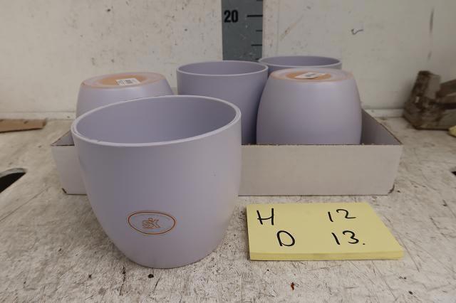 <h4>HUIS EN TUINDECO H%</h4>