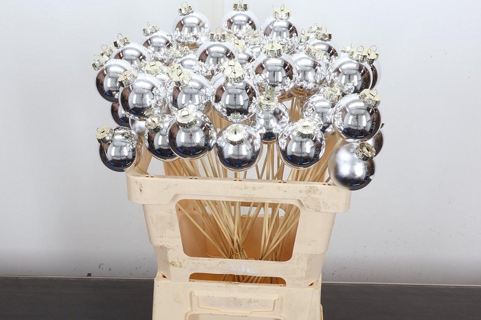 <h4>Kerstbal Op Stok Zilver Met Kroon X50</h4>