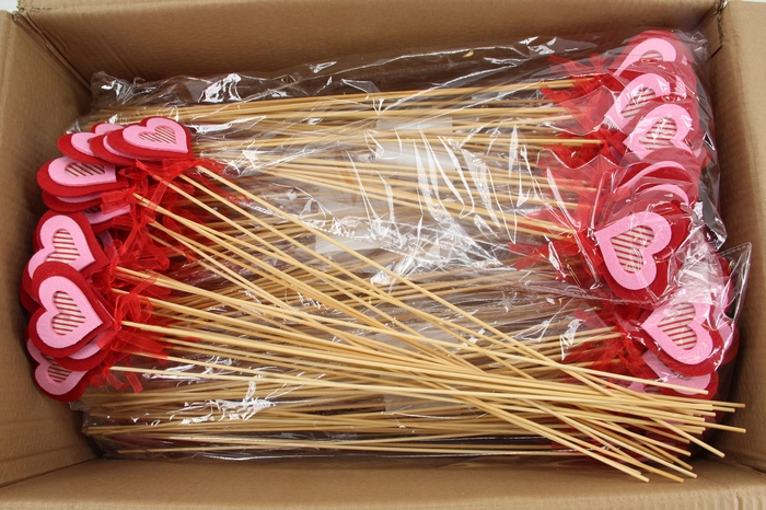<h4>Stick Heart Felt Red Striped</h4>