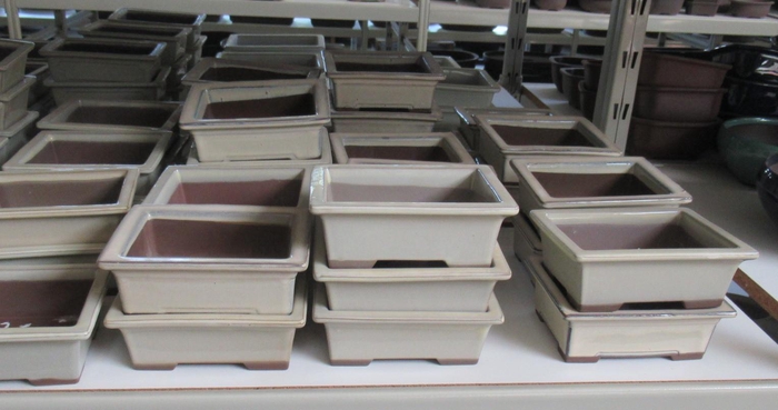 <h4>pot rectangle glazed creme 16x13x6)</h4>