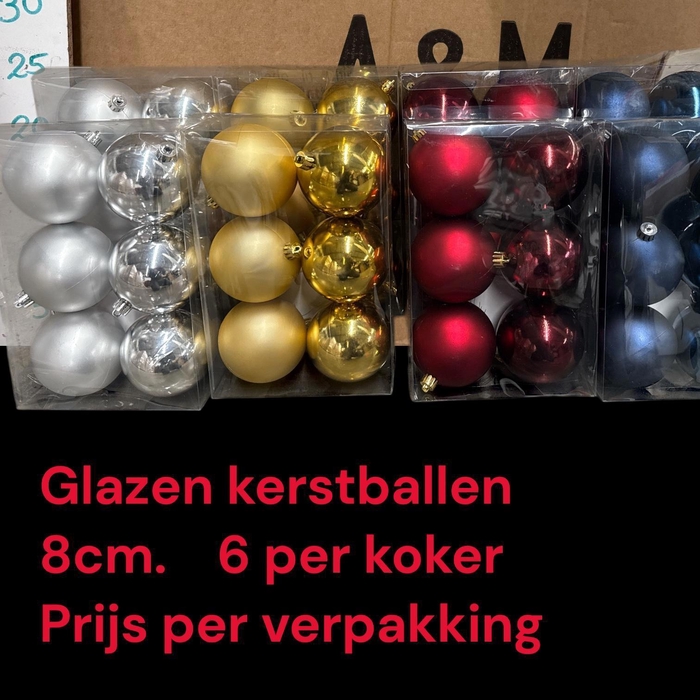 <h4>KERSTBAL IN DOOS H%</h4>