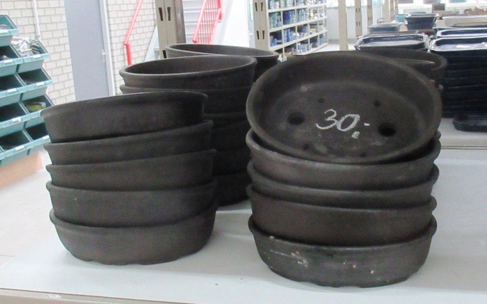 <h4>Bonsai pot oval, brown unglazed (18,5x14,5x5)</h4>