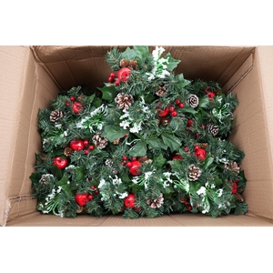 Wreath natural ring 7,6 cm red