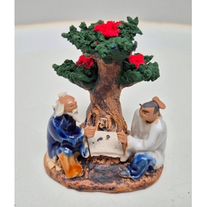 Two Chinese men under a tree ( glazed, ), height 8 cm, box 12 pcs.