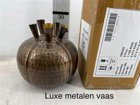 <h4>Dec Luxe Metaal</h4>