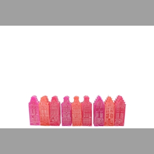 Amsterdam House Fuchsia Mix Candle 4x4x12cm