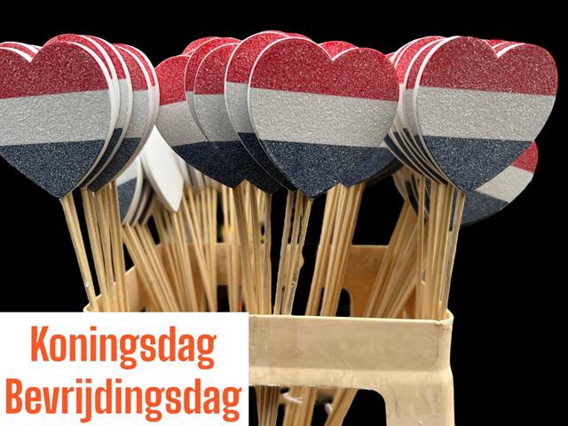 ,,DIV EXAMEN LOVE VLAG