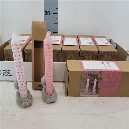 <h4>Beton Kandelaar + Kaars Giftbox H8</h4>