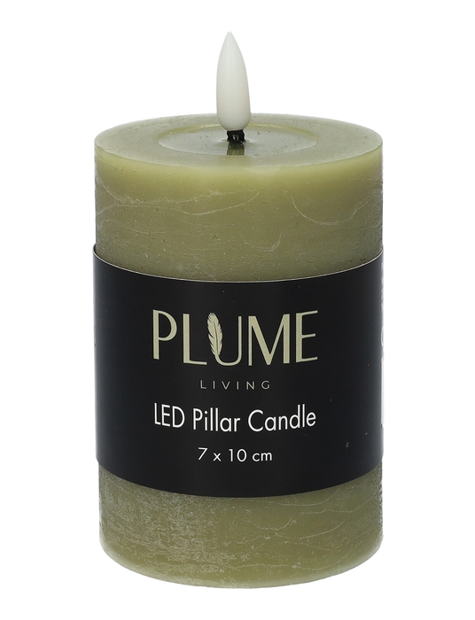 <h4>DF-730467300 - Pillar LED candle Lumina1 RC d7xh10 rustic green</h4>