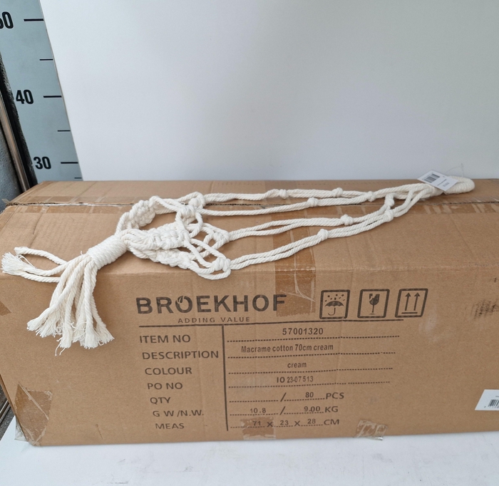 <h4>MACRAME COTTON 70CM CREAM PLANT HAN</h4>