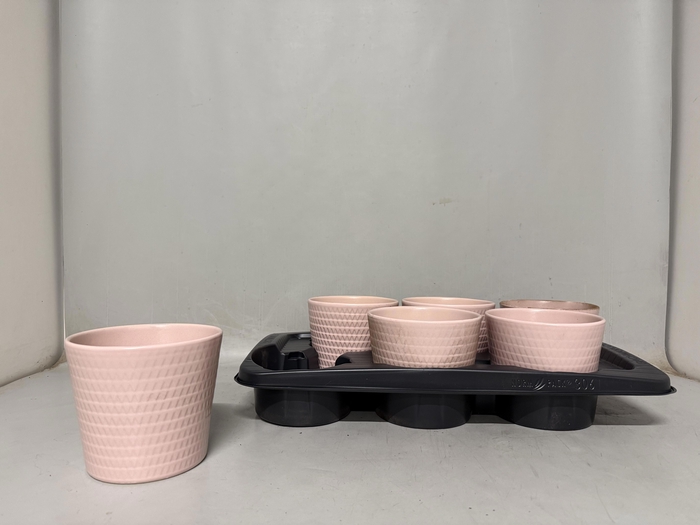 <h4>KERAMIEK POT PINK D15XH14</h4>