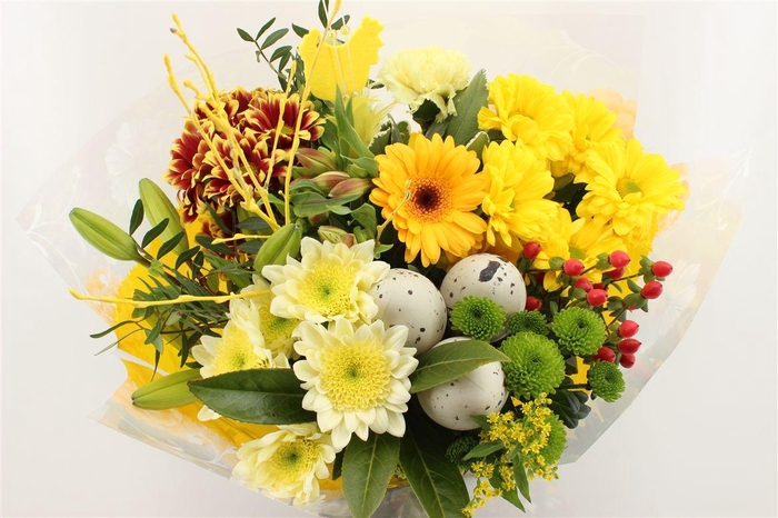 <h4>Boeket Bied Geel Pasen</h4>
