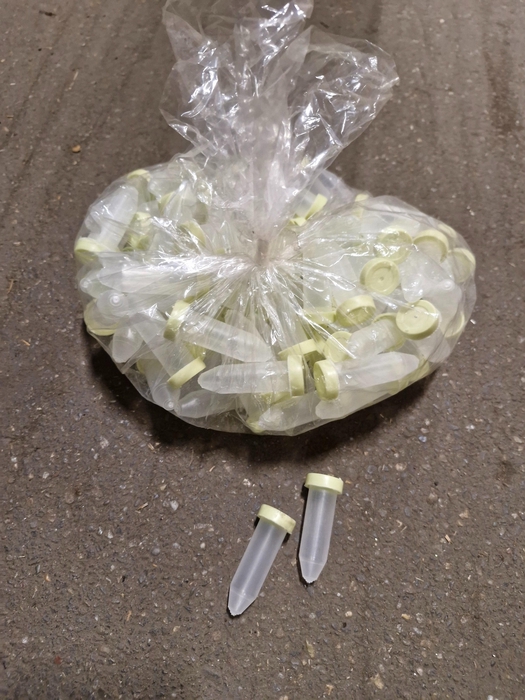 <h4>HUIS EN TUINDECO H%</h4>