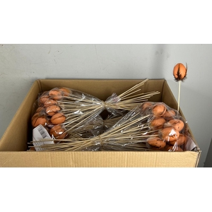 Stick Egg+Feather Brown