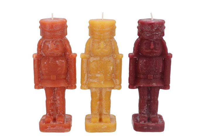 Frosty Nutcracker Autumn Spices Mix Candle 7x7x20cm