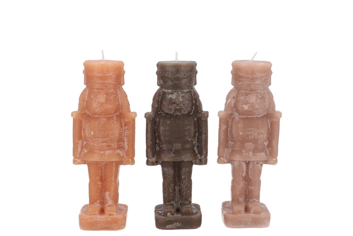 <h4>Candle Frosty Nutcracker Woods Brown Mix 4x4x12cm</h4>
