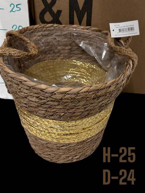 <h4>DECO BASKET GOLD STRIP 24CM</h4>