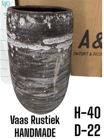 <h4>Vase Rustiek Handmade D22 - H40</h4>