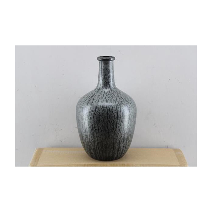 <h4>Vaas Grijs 25x15 H%</h4>