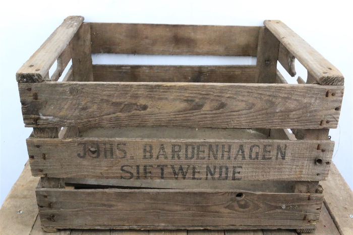 <h4>Crate Wooden 3 Layers 60x40x32</h4>