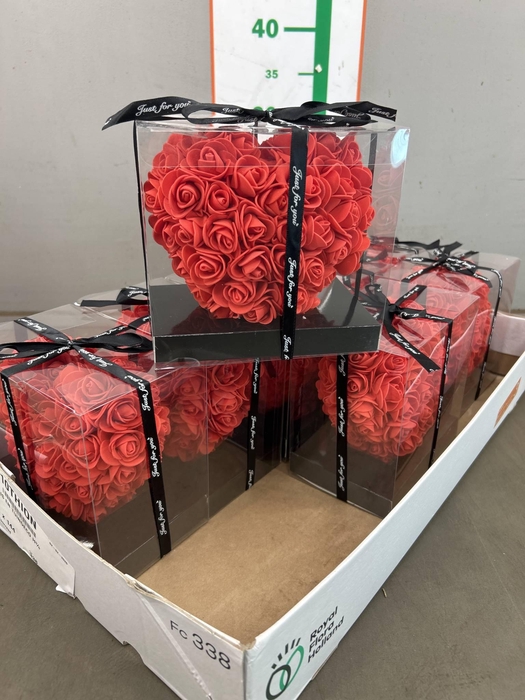 <h4>ARR HART ZIJDE ROOS ROOD 15 CM</h4>