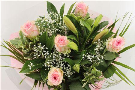 <h4>Boeket Apart Rose</h4>