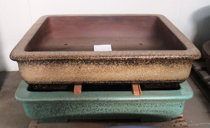 <h4>pot rectangle glazed, brown or green (84x64x18)</h4>