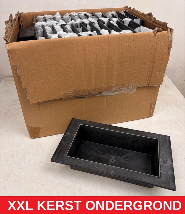 <h4>HUIS EN TUINDECO H%</h4>