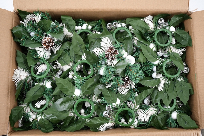 Wreath christmas ring Ø6cm white R2