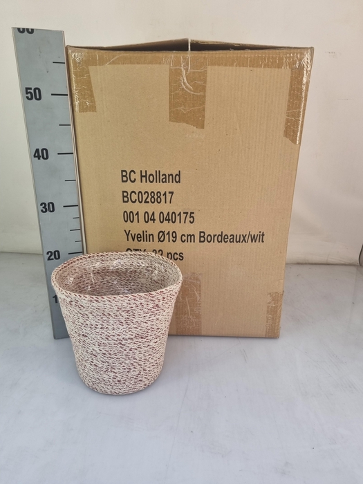 <h4>HUIS EN TUINDECO H%</h4>