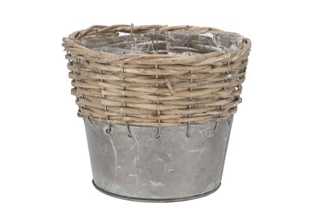 <h4>Wicker Basket Pot + Zinc Grey 18x15cm</h4>