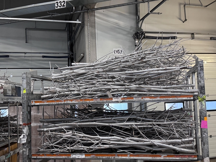 <h4>HUIS EN TUINDECO H%</h4>