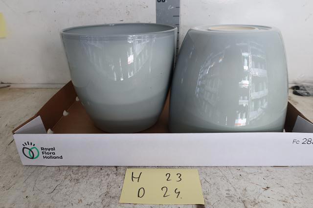 <h4>HUIS EN TUINDECO H%</h4>