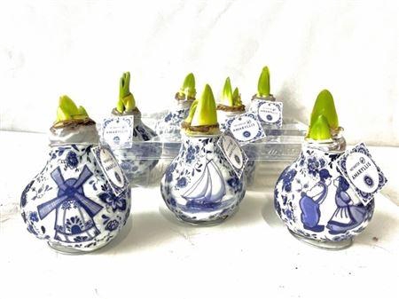 <h4>arr8 Hipp Wax Delfts Blue Disign</h4>