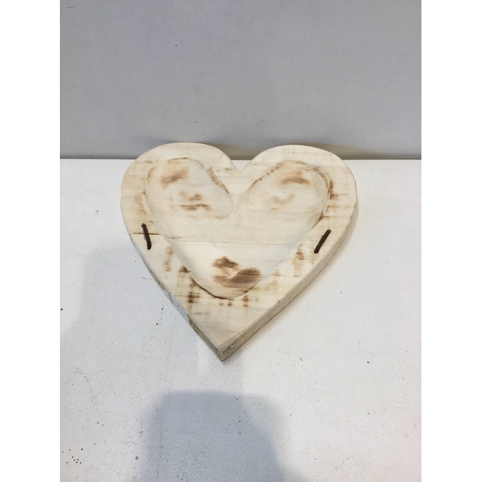 <h4>WOODEN PLATE HEART 20X20X2 NATURAL</h4>