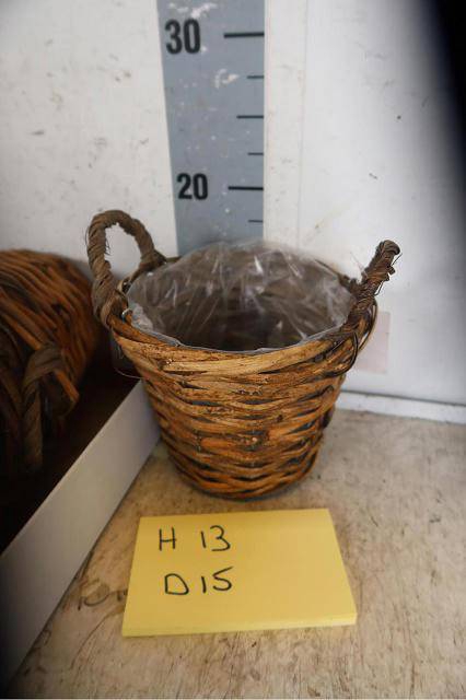 <h4>HUIS EN TUINDECO H%</h4>
