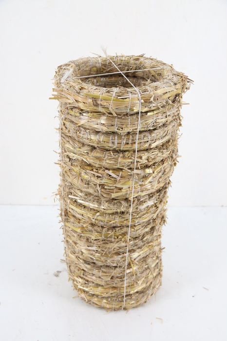 <h4>Wreath Straw 20/3cm</h4>