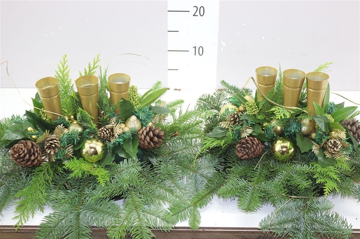 <h4>Arr Kerststuk Schaal Nr 18</h4>