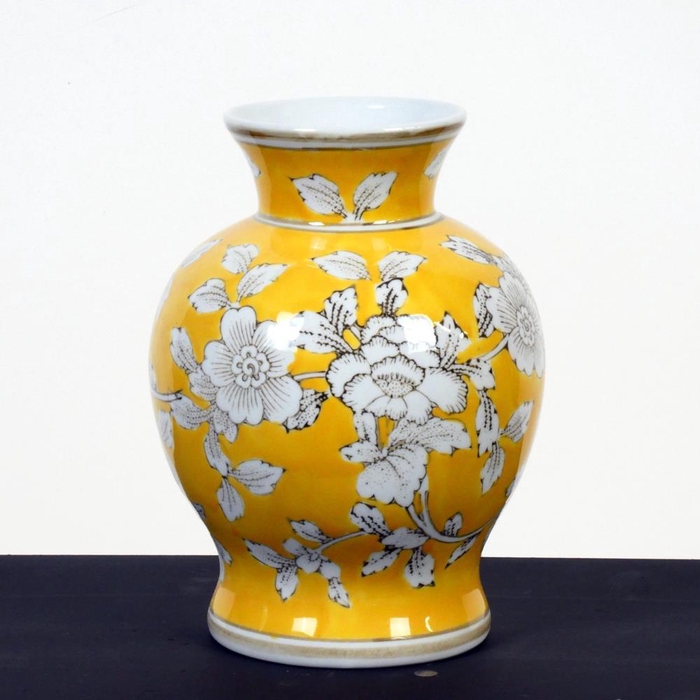 <h4>Porcelain vase H22cm yellow</h4>