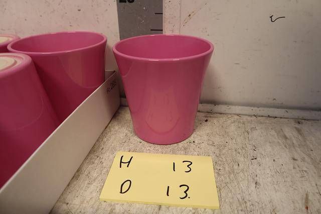 <h4>HUIS EN TUINDECO H%</h4>