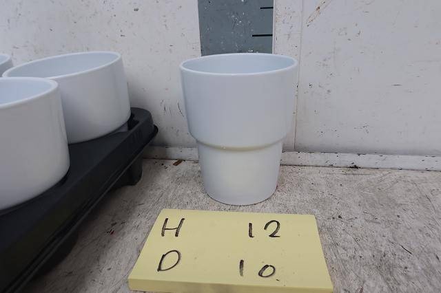 <h4>HUIS EN TUINDECO H%</h4>