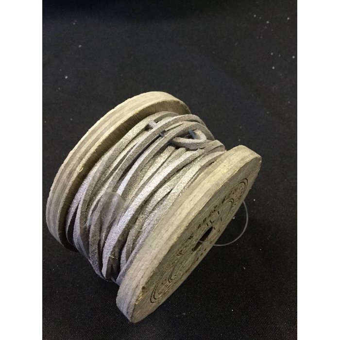 <h4>LEATHER LACE SILVER 700CM ON WOODEN SPOOL</h4>