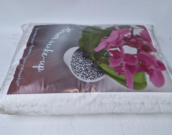 <h4>HUIS EN TUINDECO H%</h4>